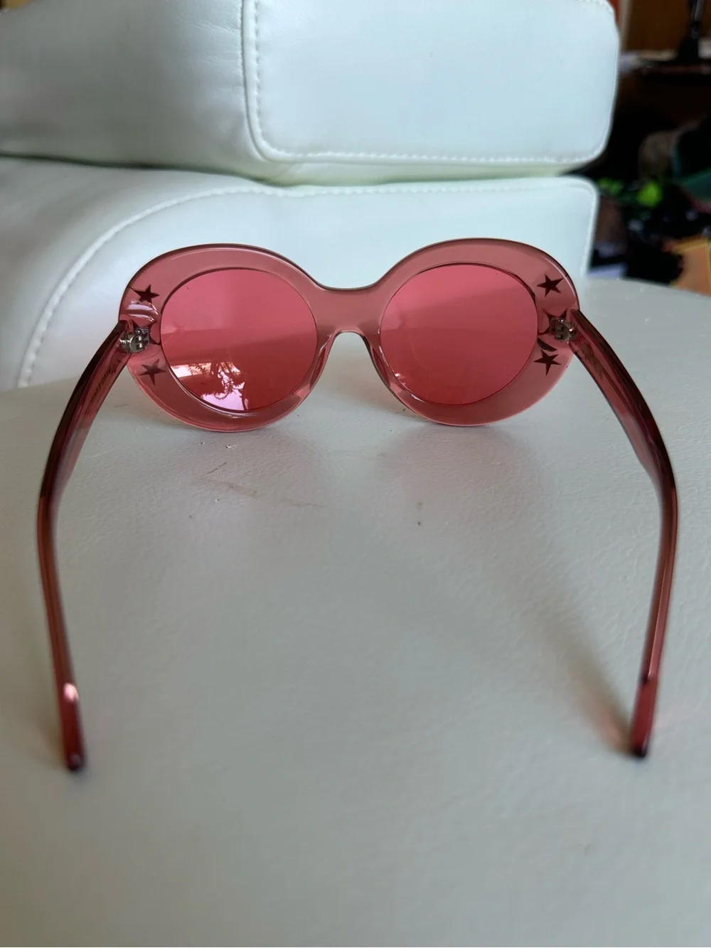 Poppy Lissiman ‘dakota’ in strawberry 🍓 round pink clear + gold star accents